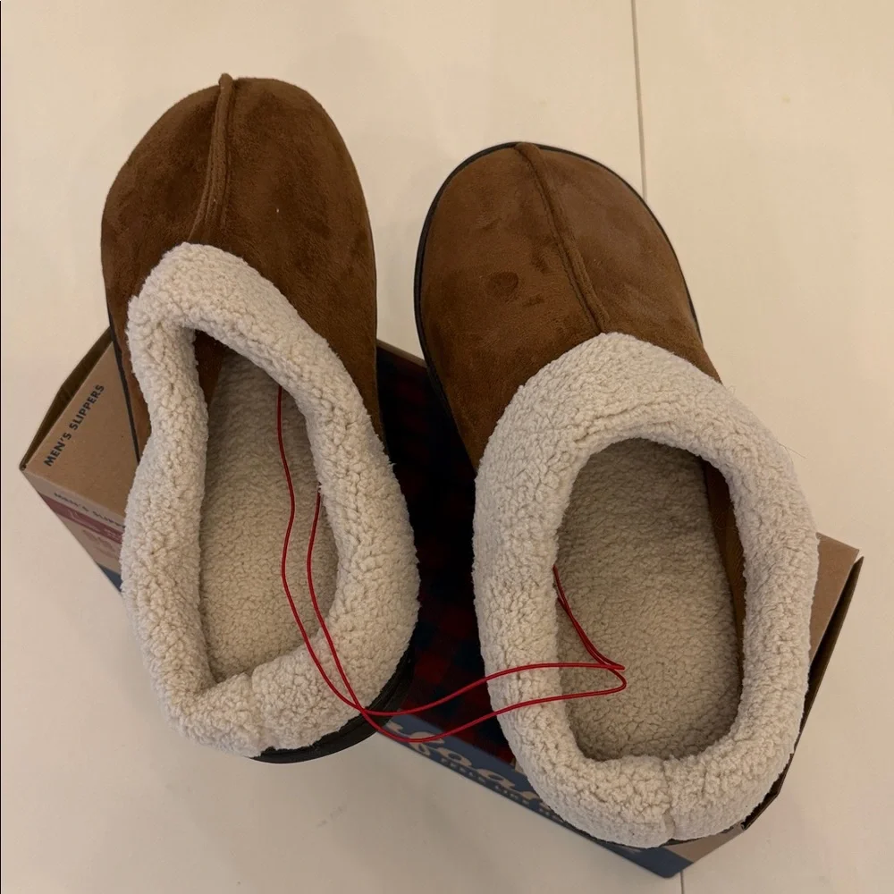 Dearfoams The Original Brown and Cream Men's Slippers